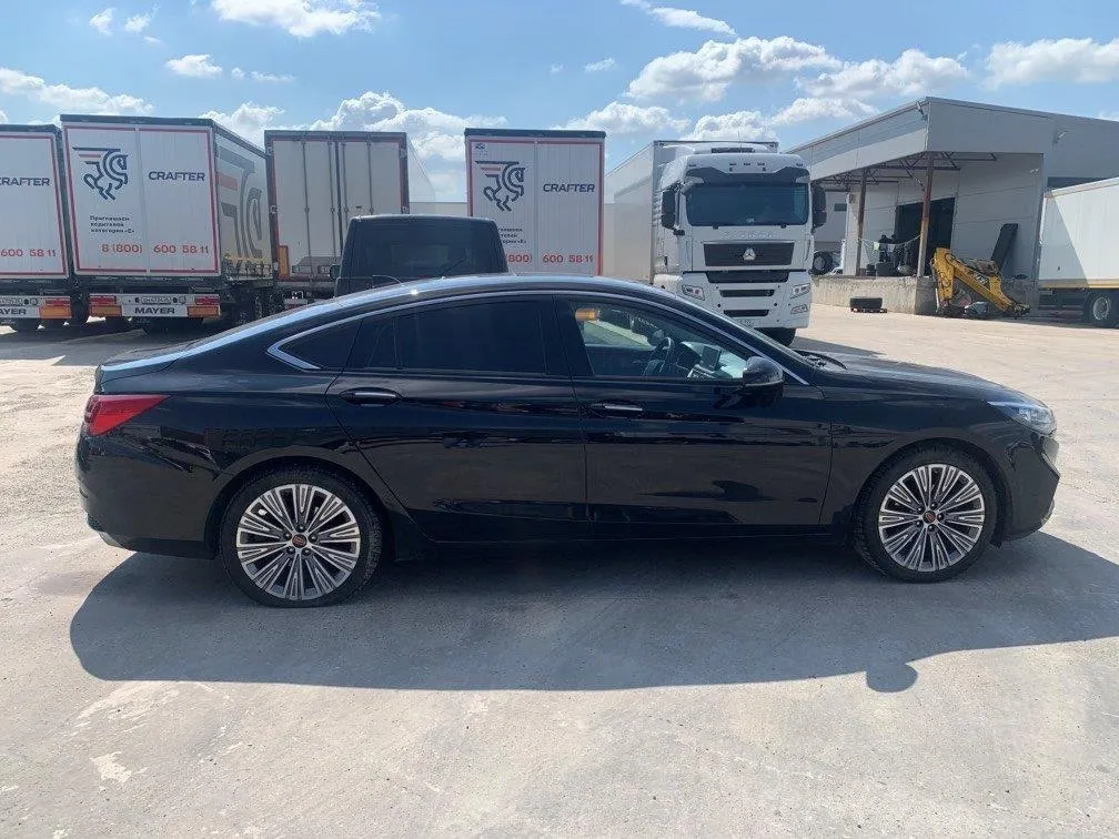 Hongqi H5, фото 4