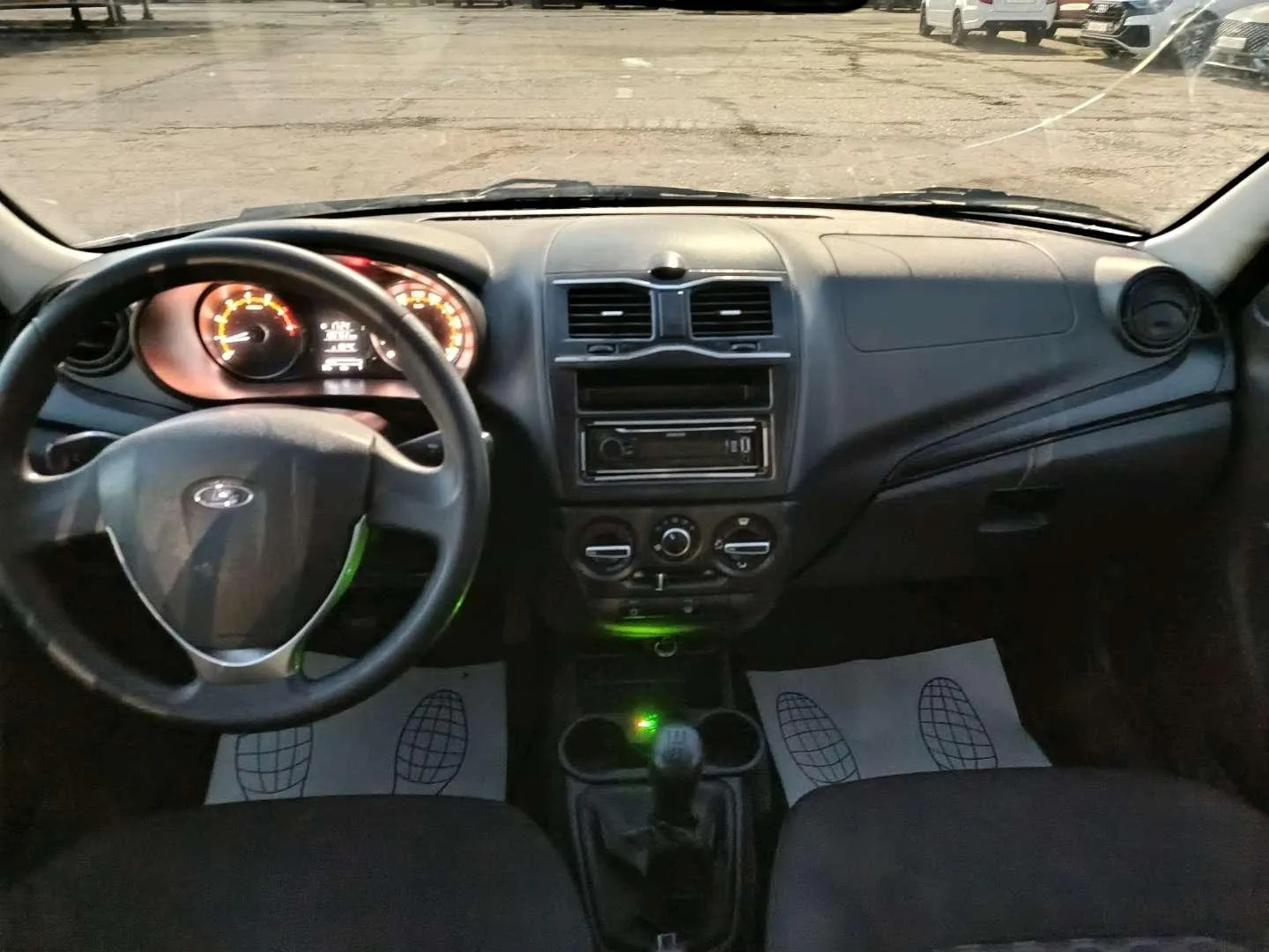 LADA Granta седан Классик 24 Кондиционер 1.6 90 л.с. МТ, фото 5