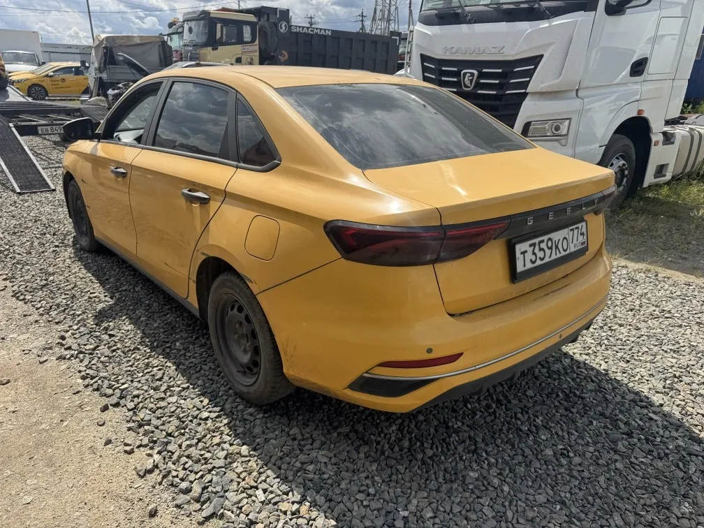 Geely Emgrand, фото 4