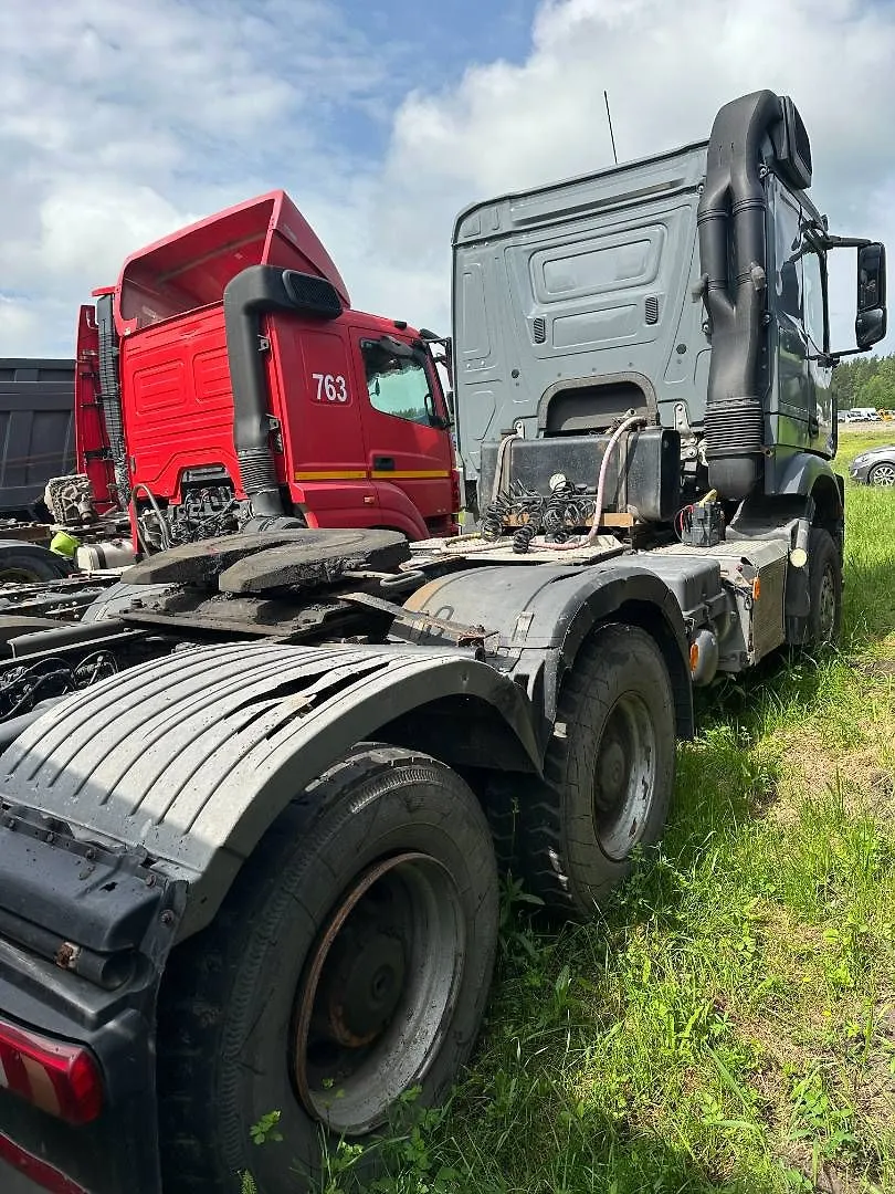 Mercedes-Benz AROCS 6x4 Седельный тягач, фото 4