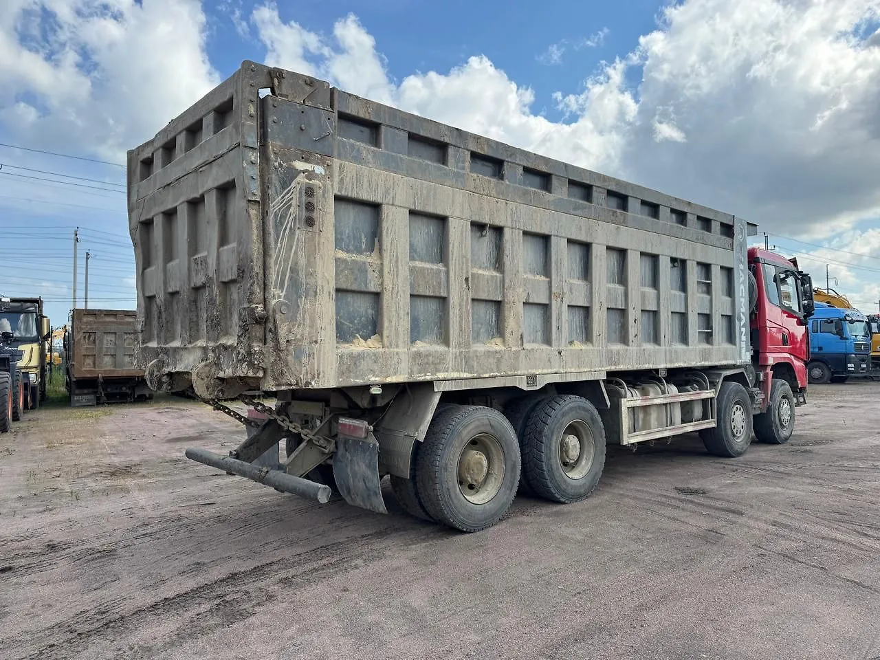 Shacman SX* 6x4 Самосвал, фото 4