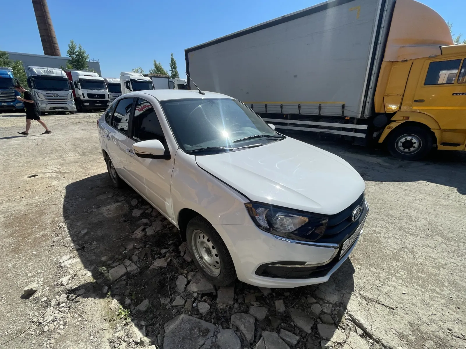 LADA Granta Лифтбек, фото 3