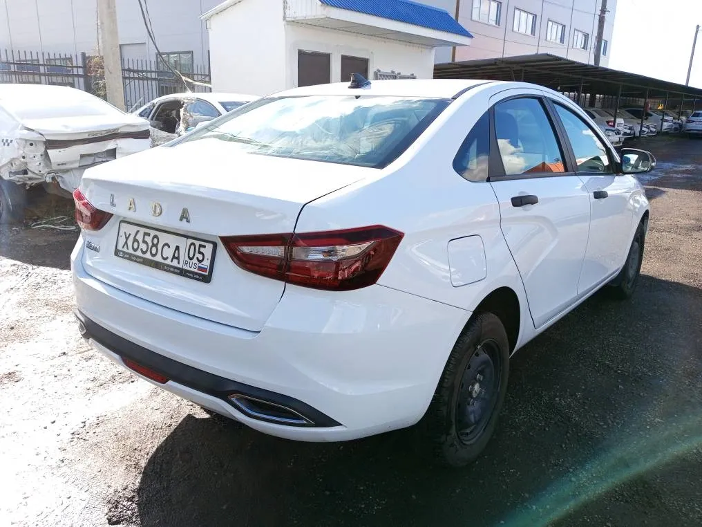 LADA Vesta, фото 2