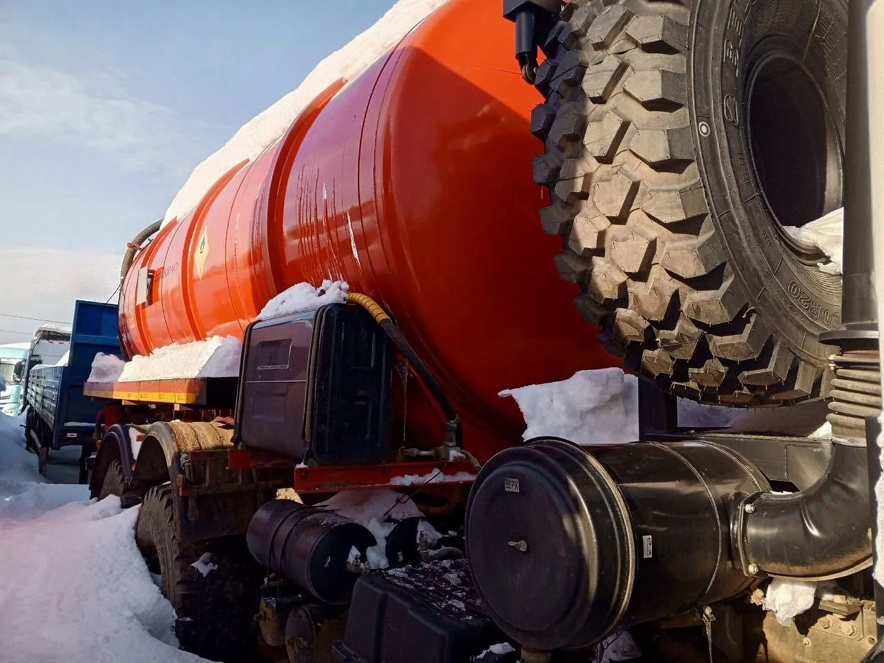 МАЗ 6317 6x6 Агрегат для сбора нефти и газового конденсата, фото 4