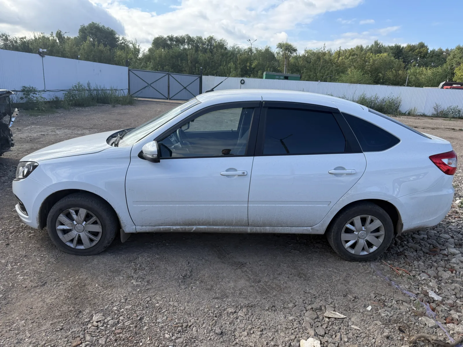 LADA Granta Лифтбек, фото 4