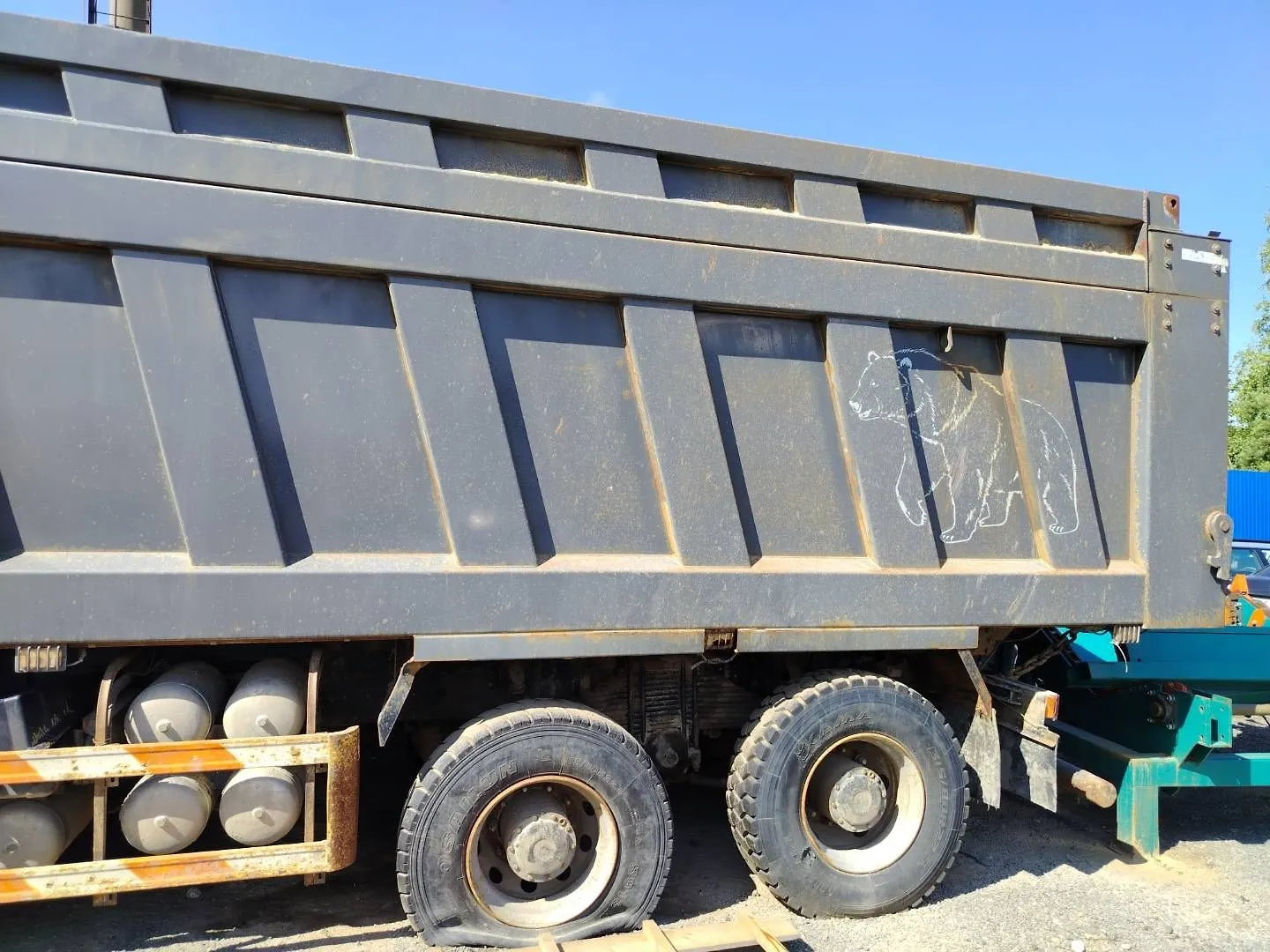 Shacman SX* 8x4 Самосвал, фото 3