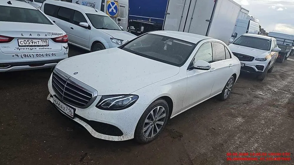 Mercedes-Benz E седан 200 Бизнес, фото 2