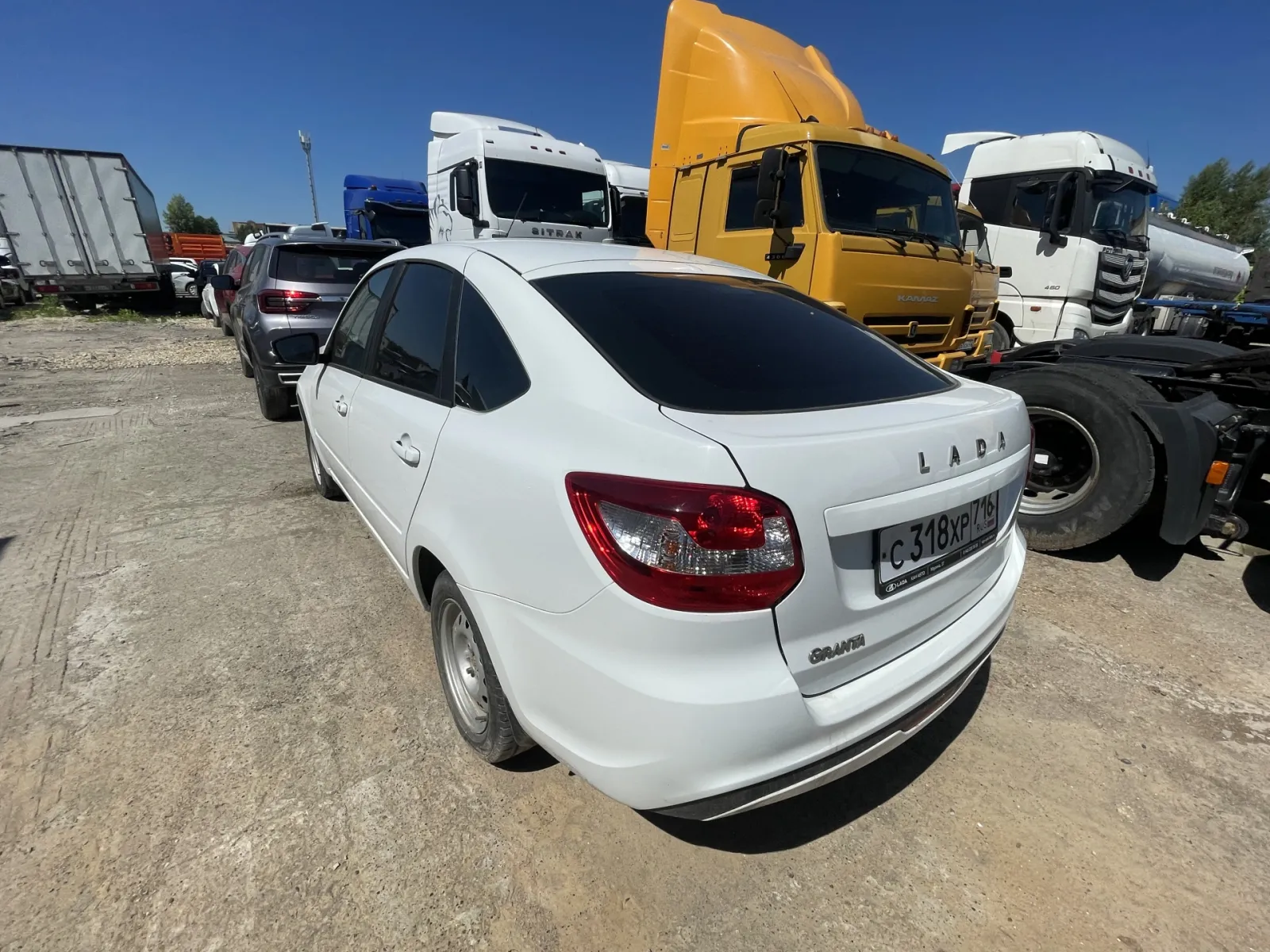 LADA Granta Лифтбек, фото 5