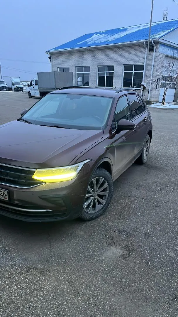 Volkswagen Tiguan Респект 1.4Т 150 л.с. АТ полный привод, фото 3