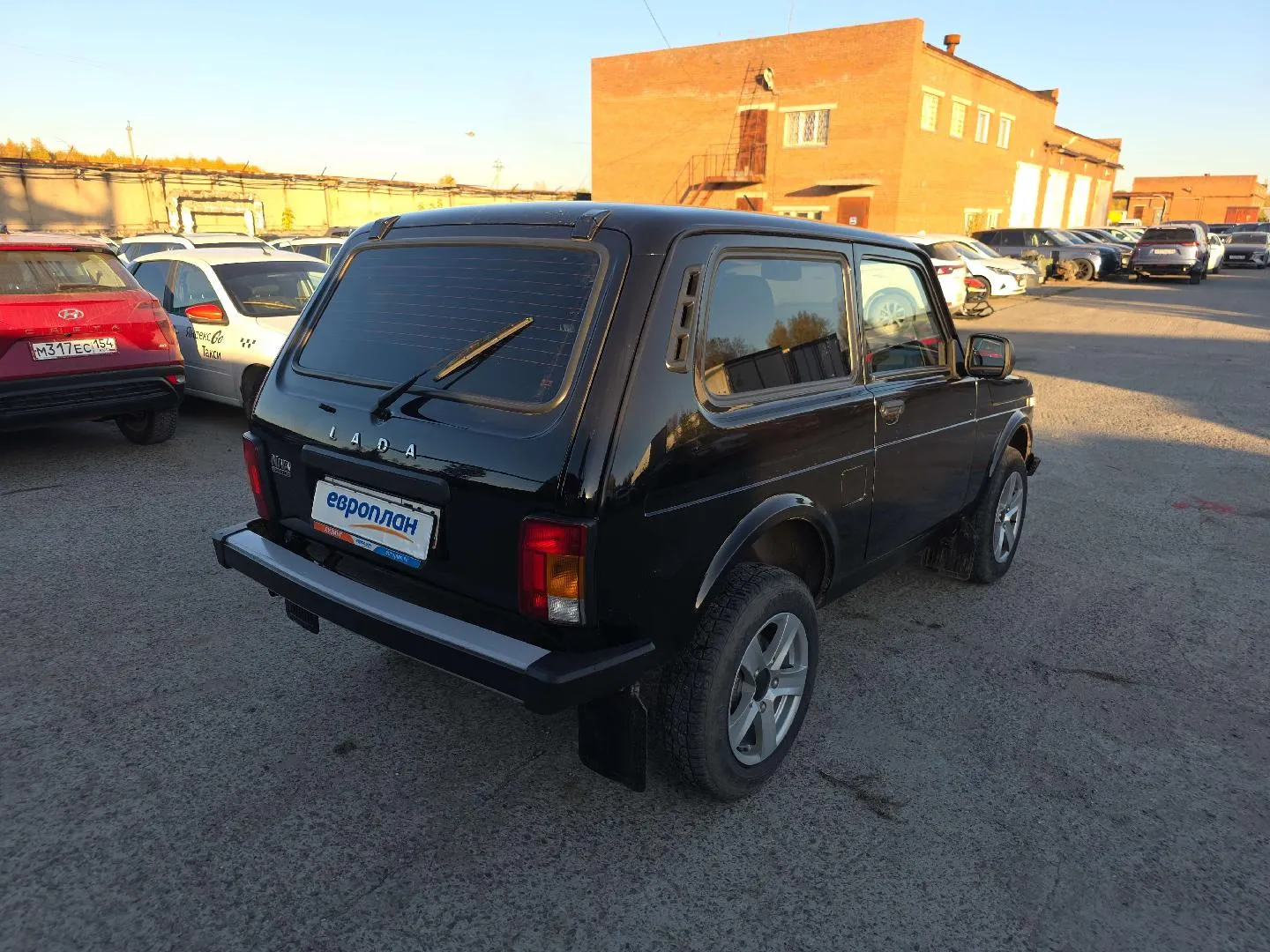 LADA Niva Legend 3 дв Люкс 24 Кондиционер 1.7 МТ, фото 3
