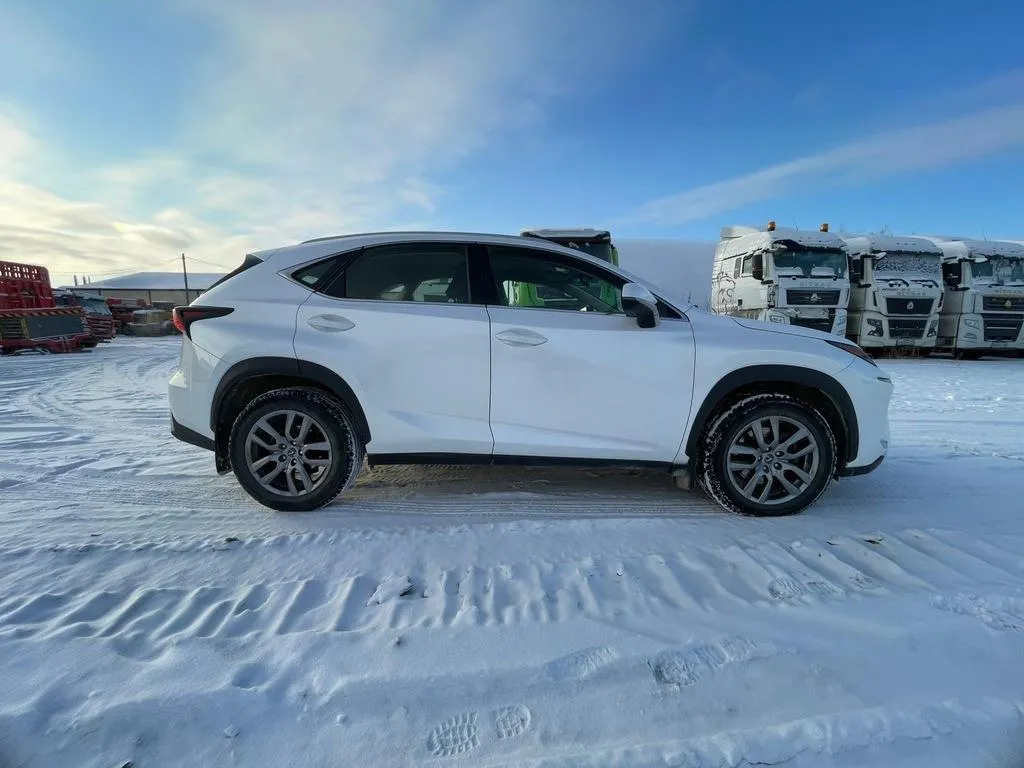 Lexus NX, фото 3