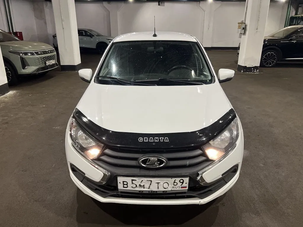 LADA Granta Лифтбек, фото 2