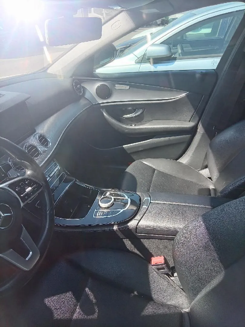 Mercedes-Benz E седан 200, фото 5