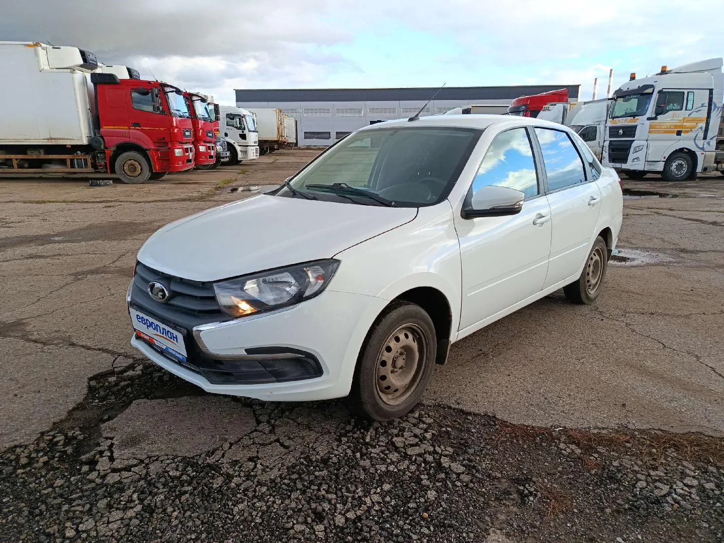 LADA Granta седан Классик 24 Кондиционер 1.6 90 л.с. МТ, фото 2