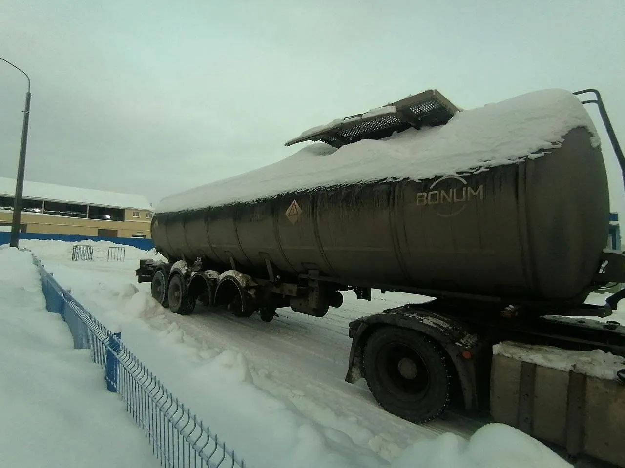 BONUM 914221 Полуприцеп цистерна, фото 2