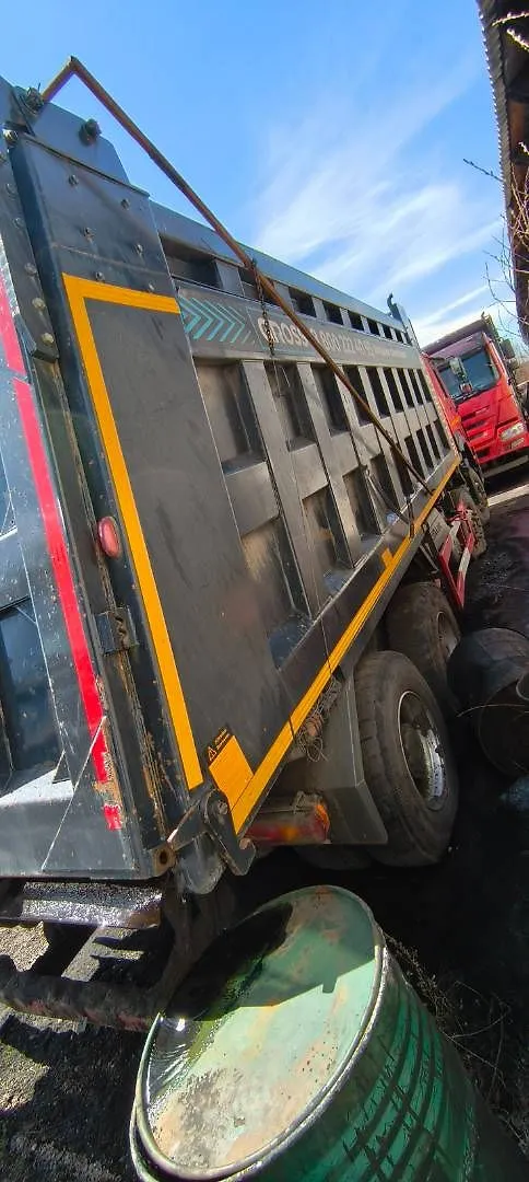 HOWO T5G 8x4 Самосвал, фото 5