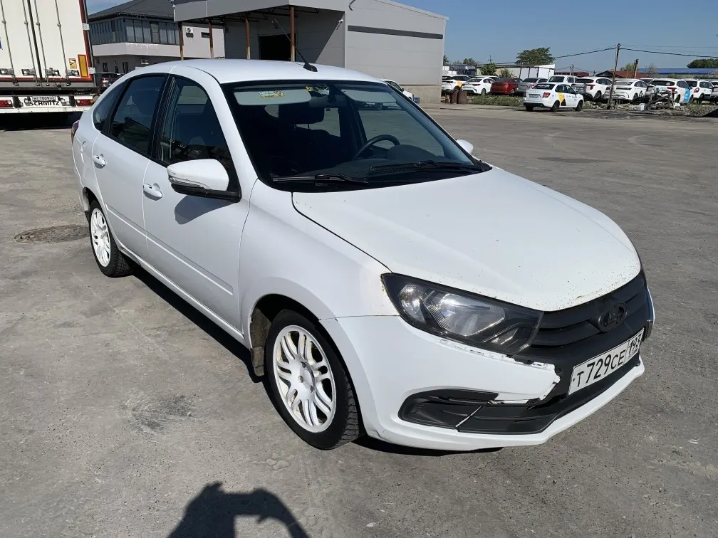 LADA Granta Лифтбек, фото 3