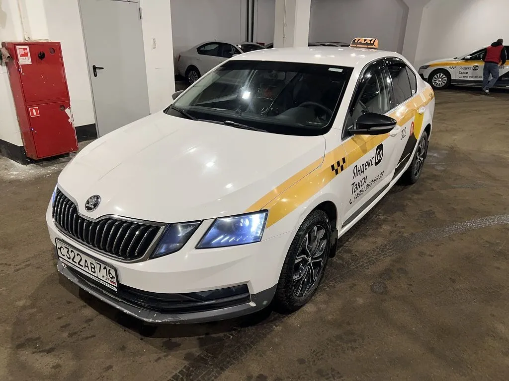 SKODA Octavia, фото 3