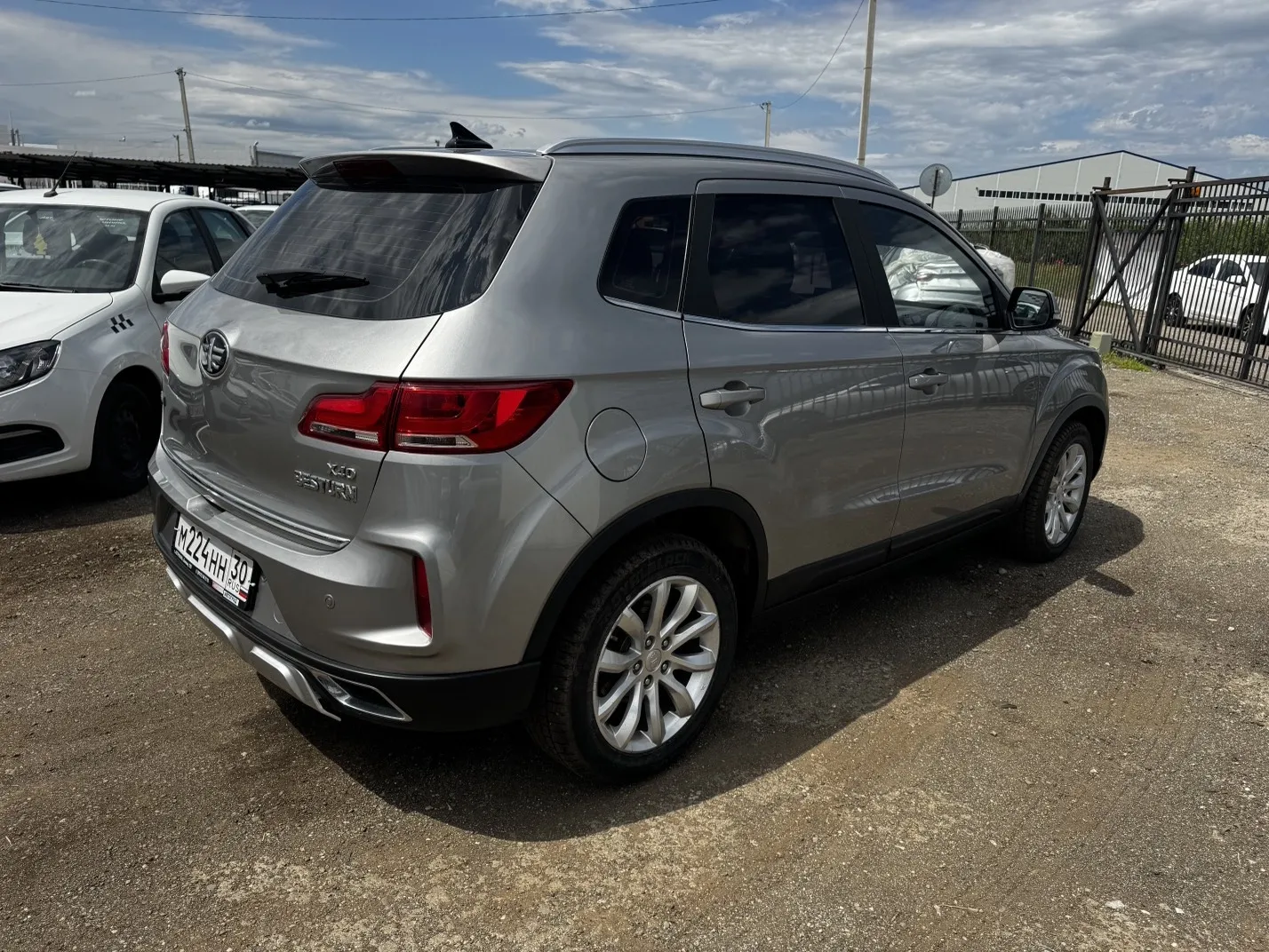 FAW Besturn X40, фото 5