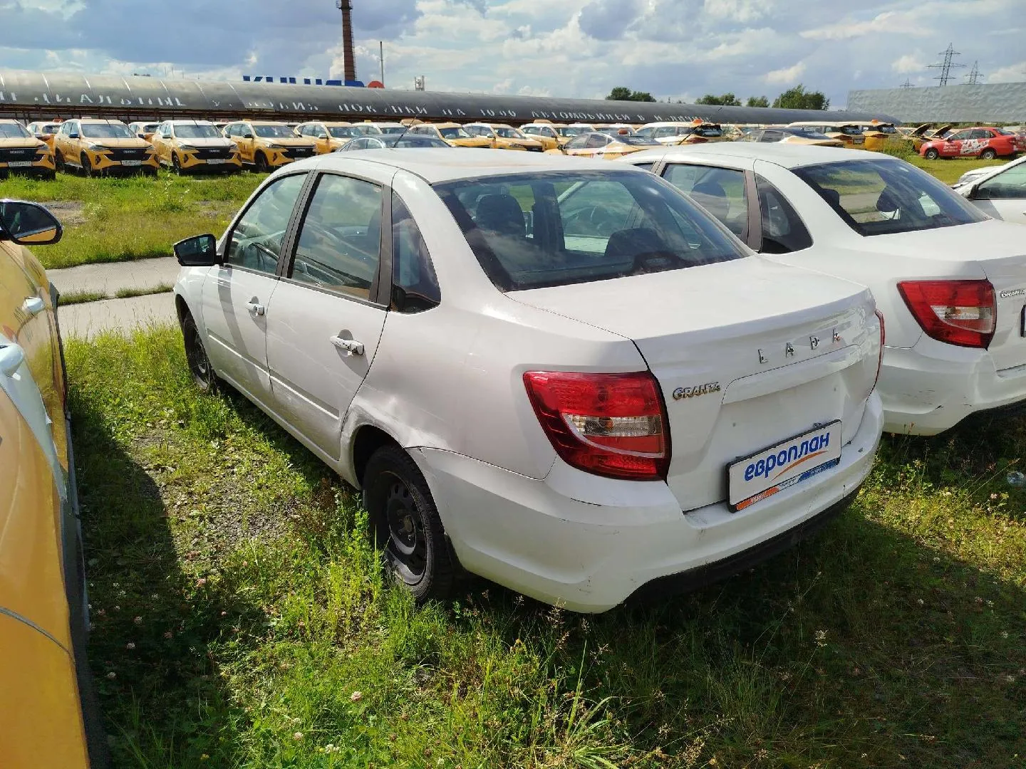 LADA Granta седан Классик 23 Кондиционер 1.6 90 л.с. МТ, фото 4