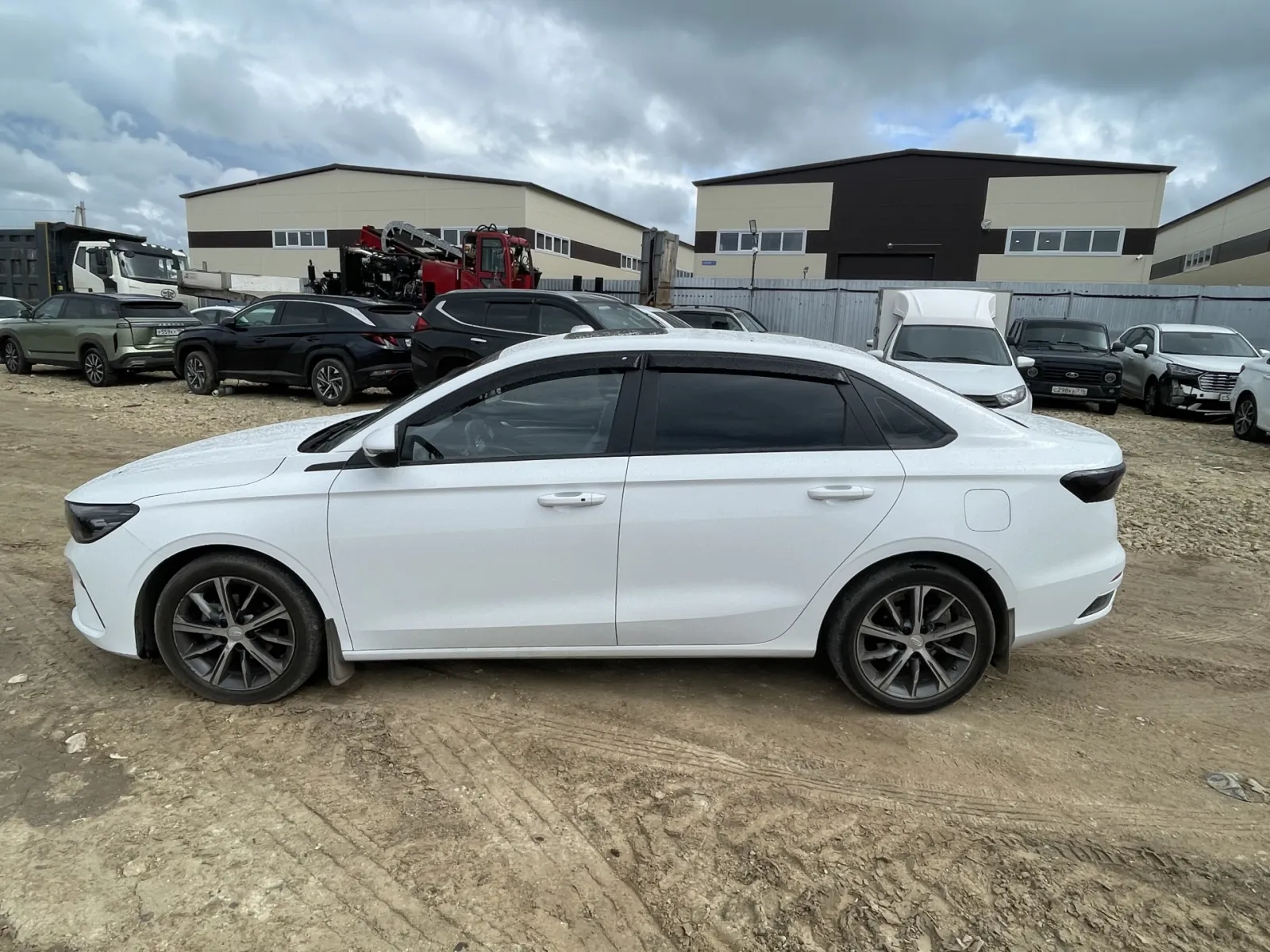 Geely Emgrand, фото 4