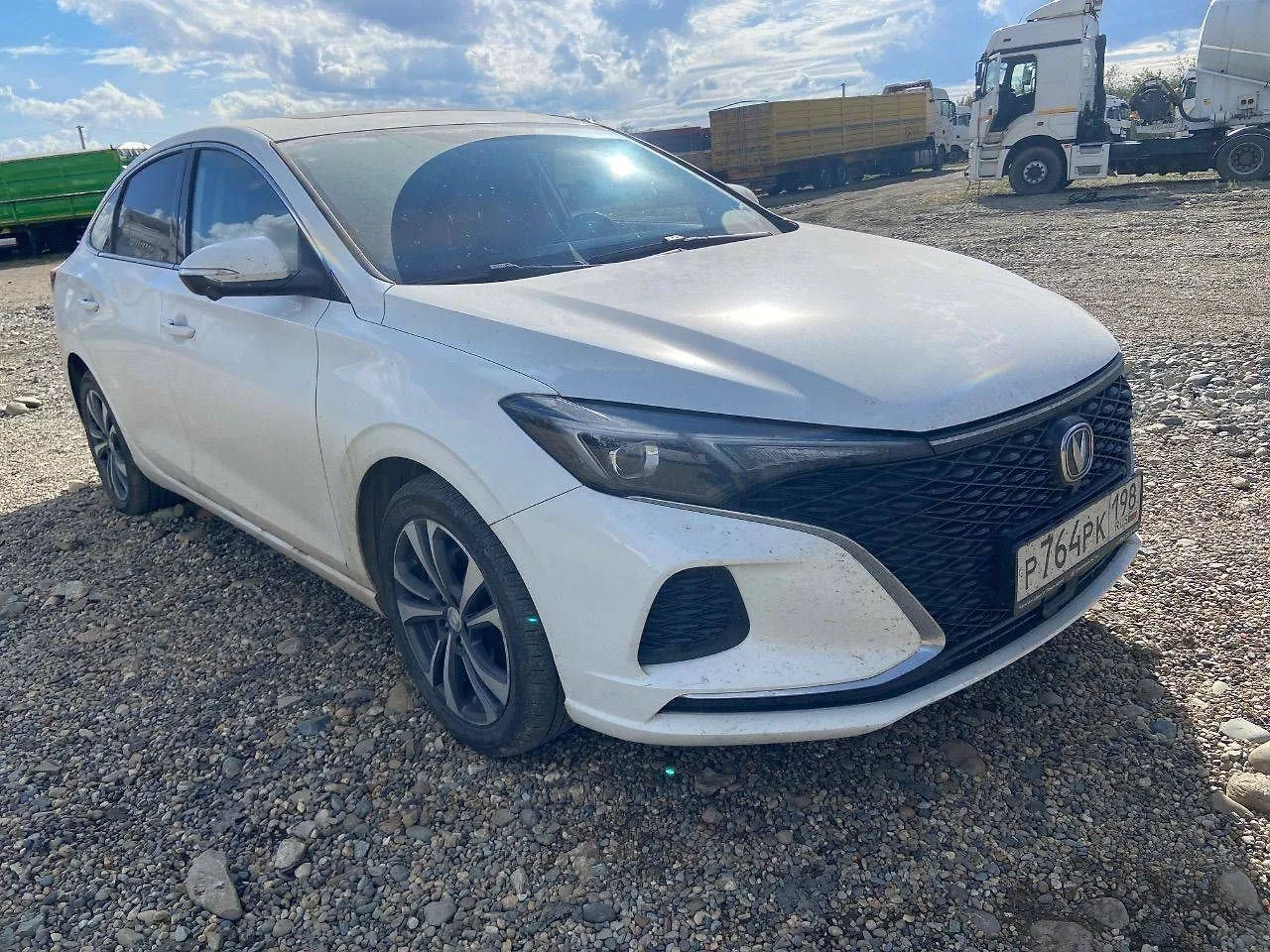 Changan Eado Plus, фото 2