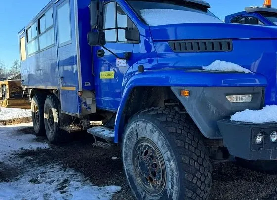 УРАЛ Вахтовый автобус на шасси УРАЛ, фото 2