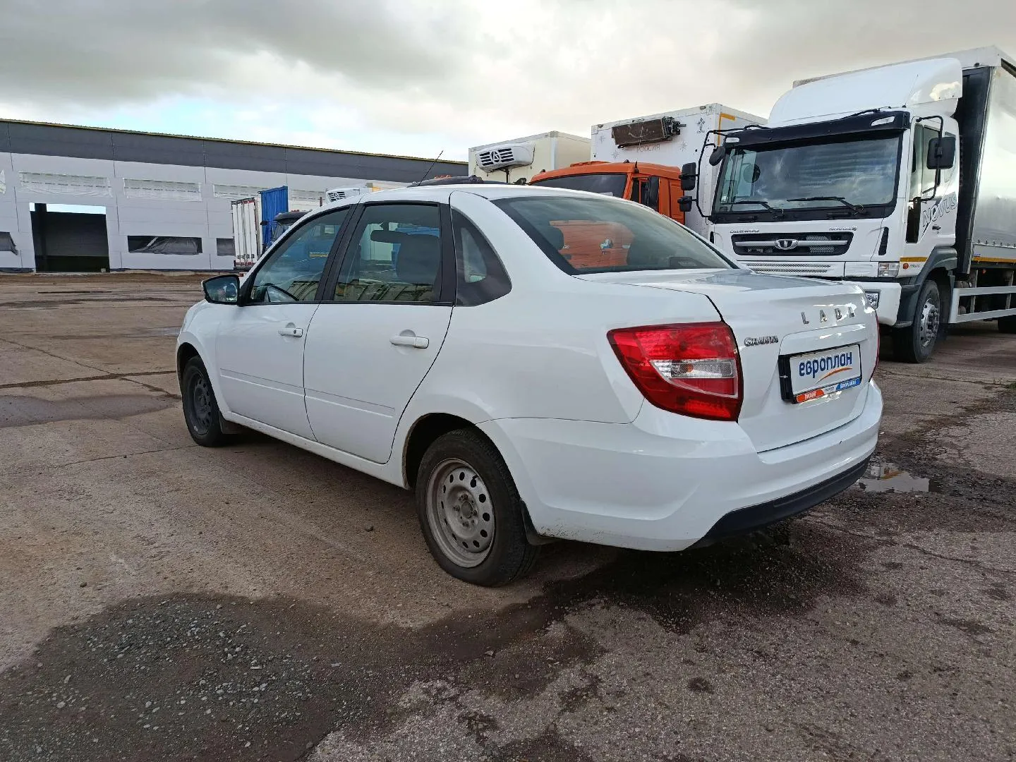 LADA Granta седан Классик 24 Кондиционер 1.6 90 л.с. МТ, фото 4