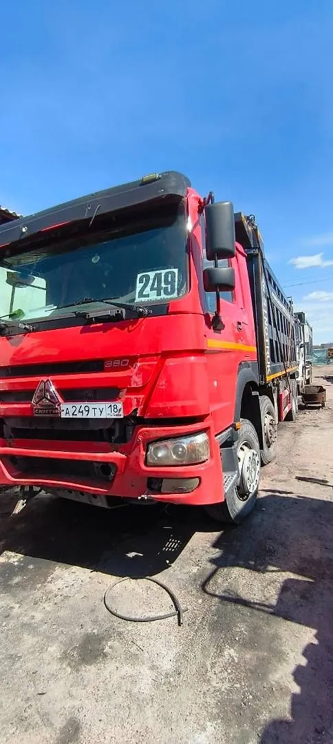 HOWO T5G 8x4 Самосвал, фото 3