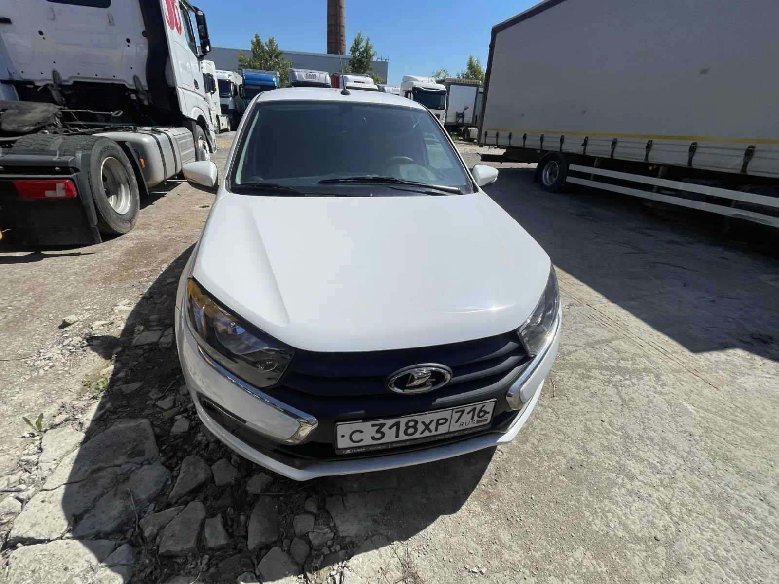 LADA Granta Лифтбек, фото 2