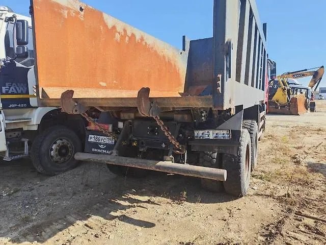 Shacman SX* 6x6 Самосвал, фото 5