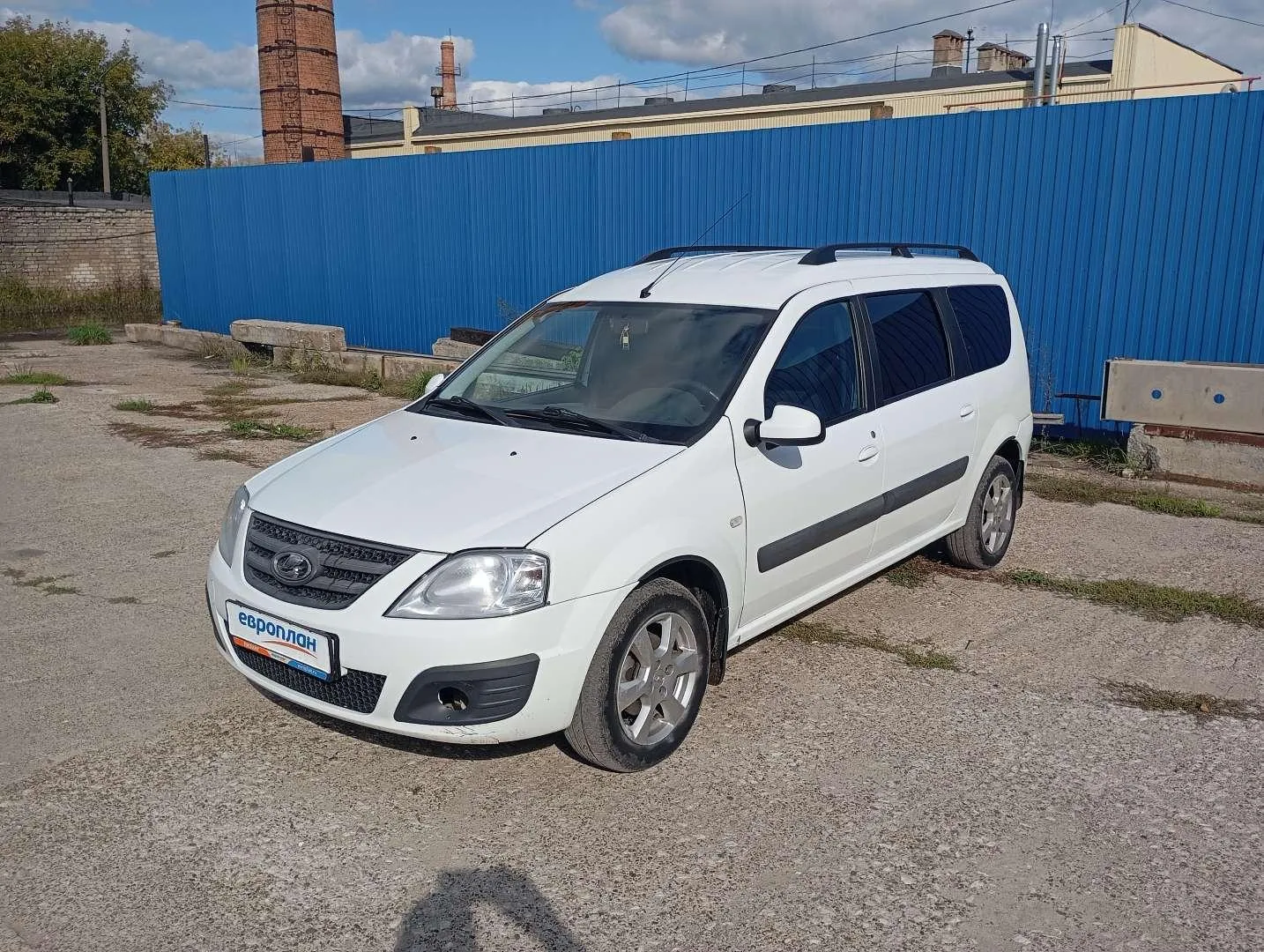 LADA Largus универсал 1.6 16v Comfort 7 seat, фото 2