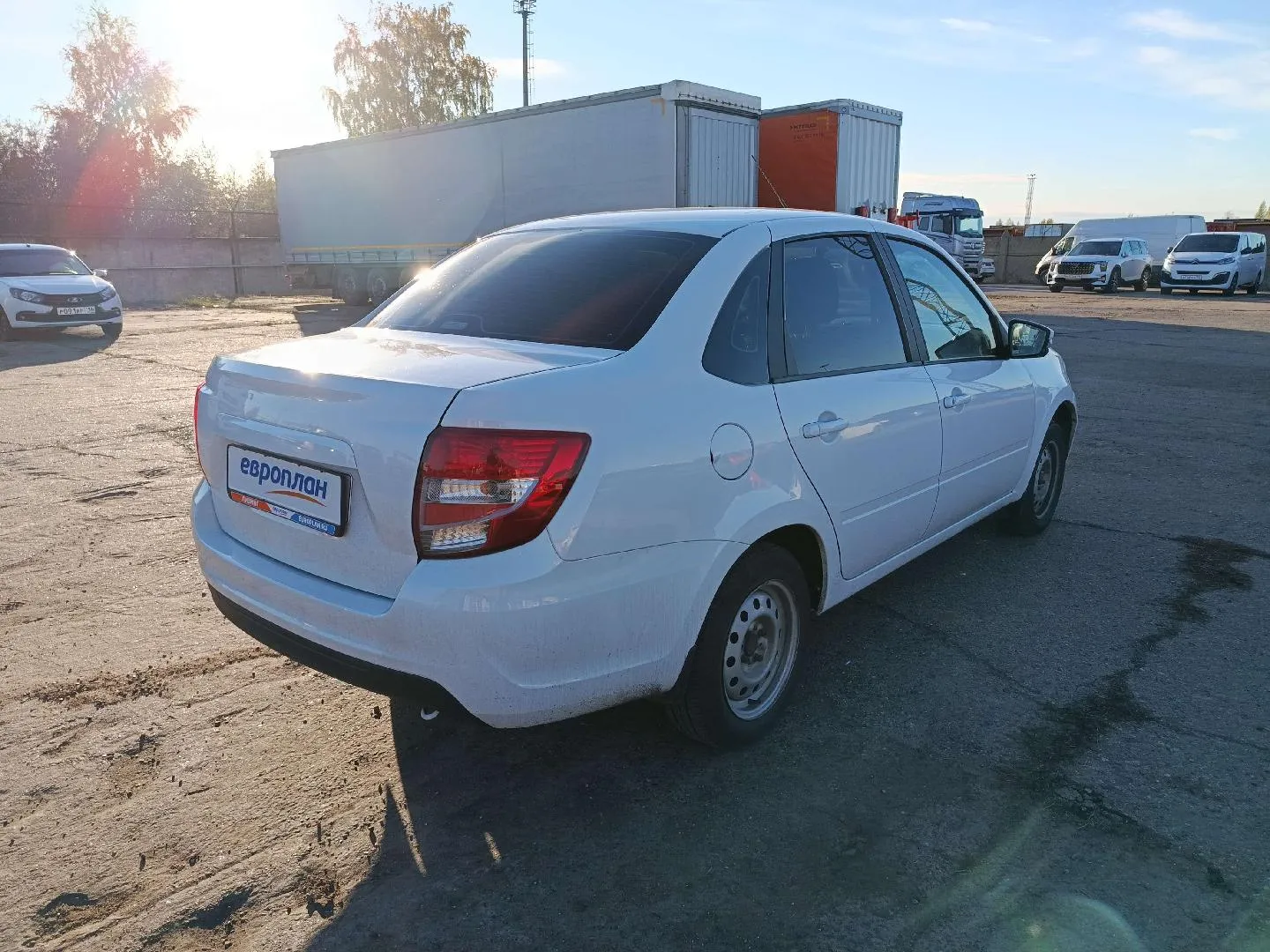 LADA Granta седан Классик 24 Кондиционер 1.6 90 л.с. МТ, фото 3