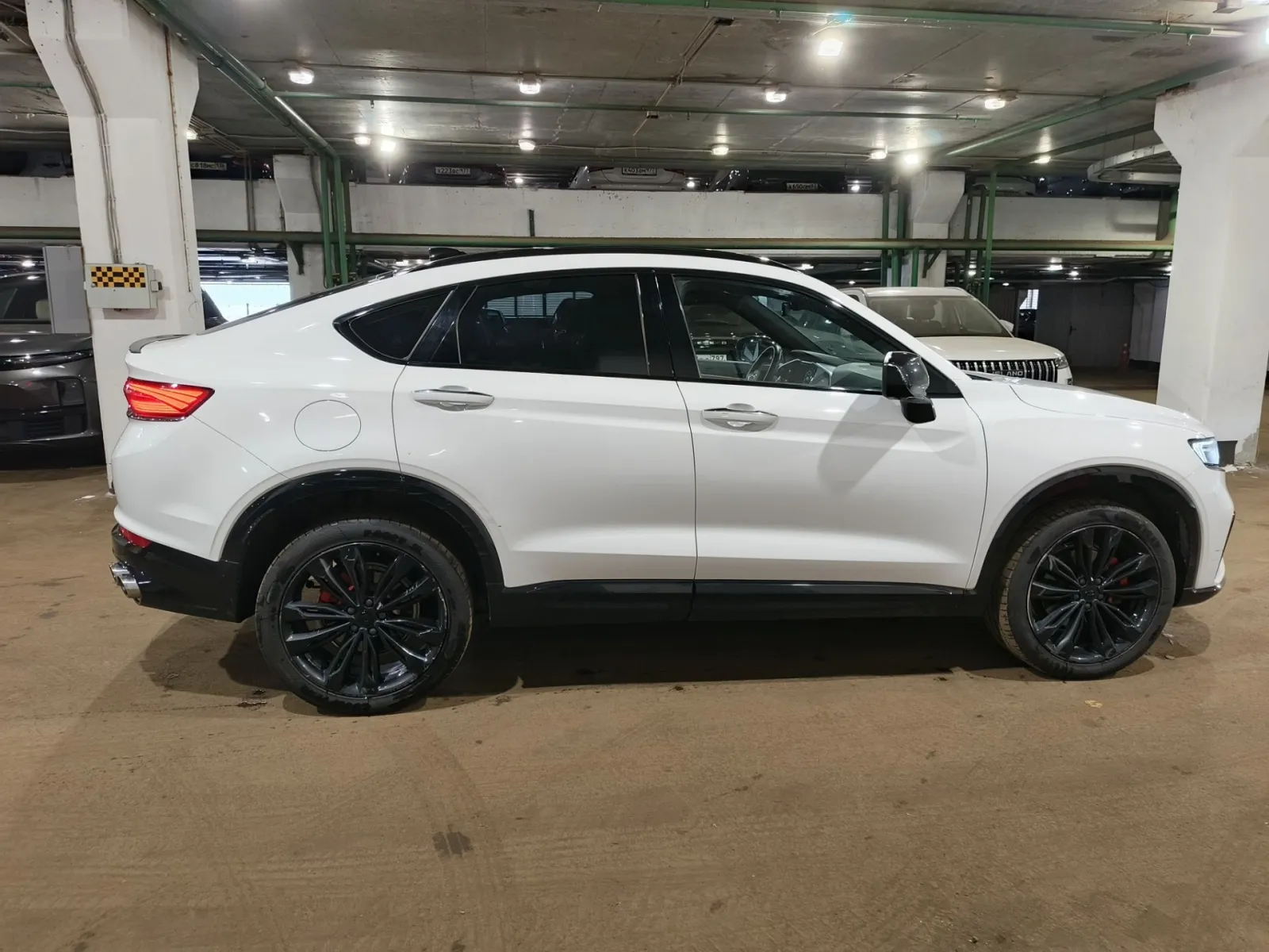 Geely Tugella, фото 4