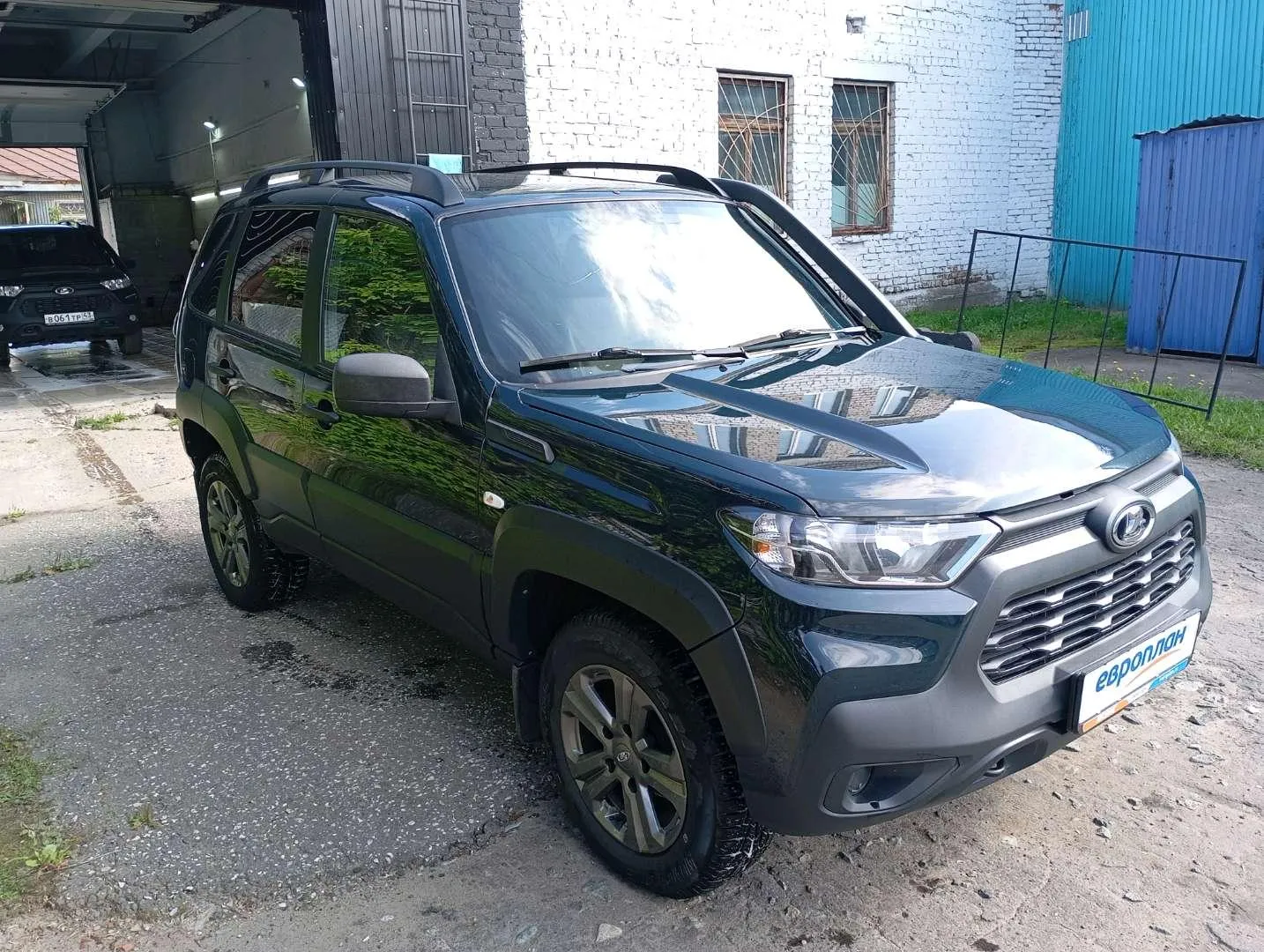 LADA Niva Travel Комфорт Оффроуд 22 1.7 80 л.с. МТ, фото 2