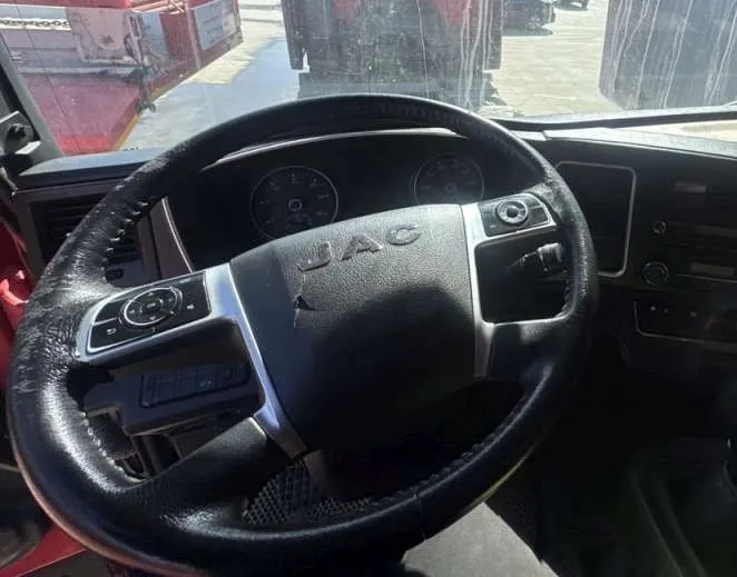JAC N410 8x4 Самосвал, фото 5