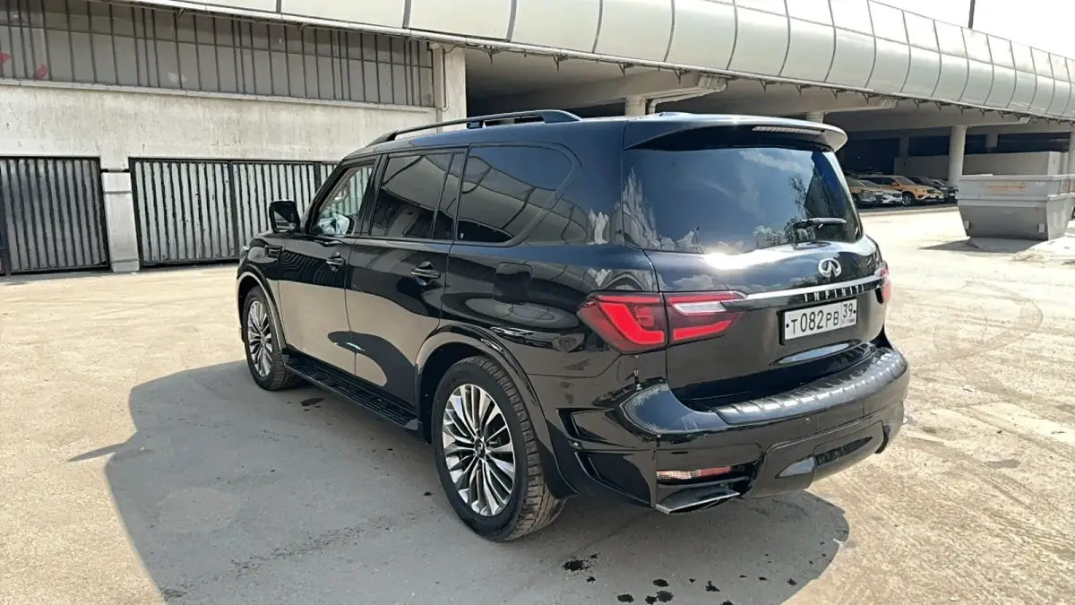 Infiniti QX80, фото 4