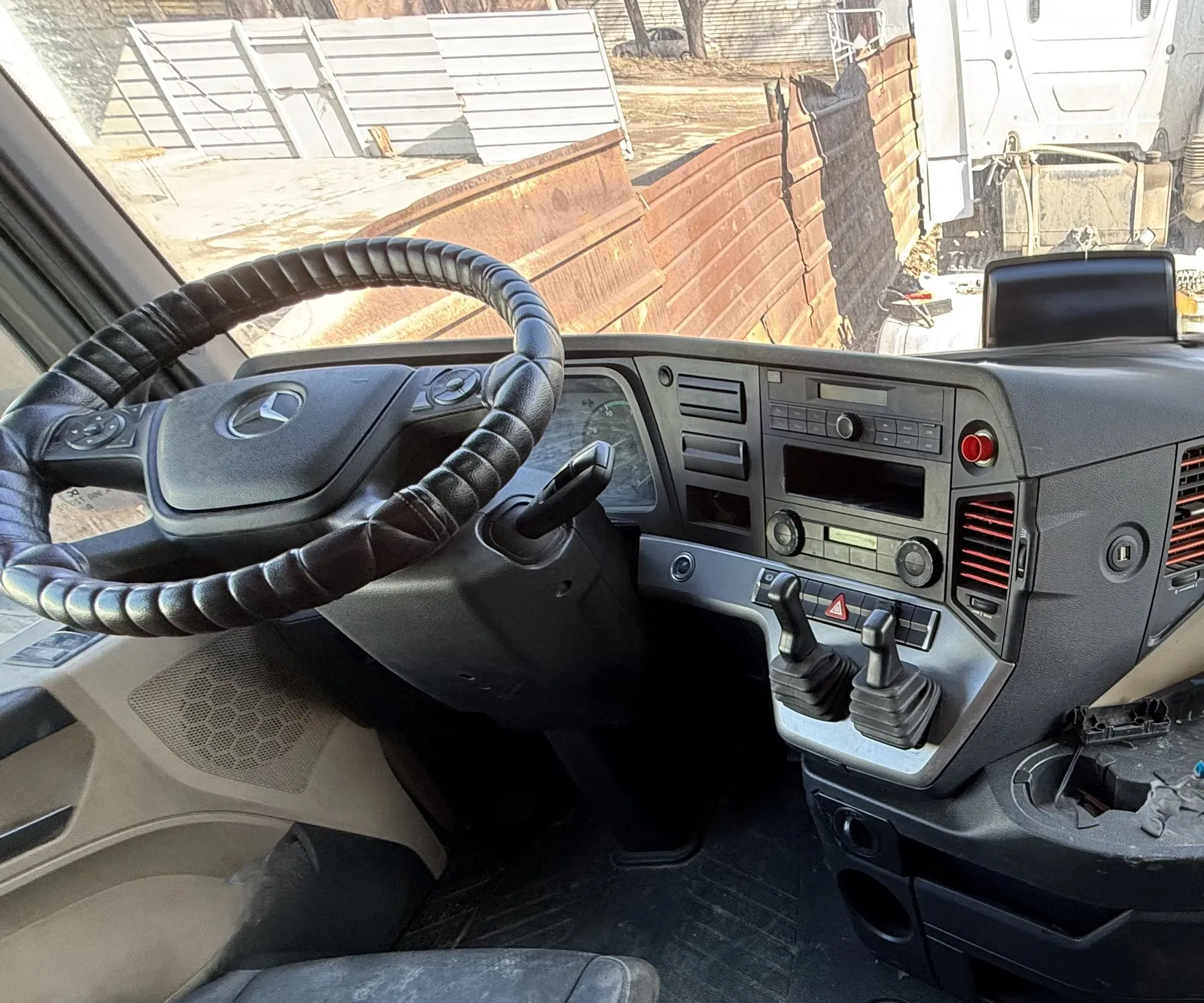 Mercedes-Benz Actros 6x4 Седельный тягач, фото 5