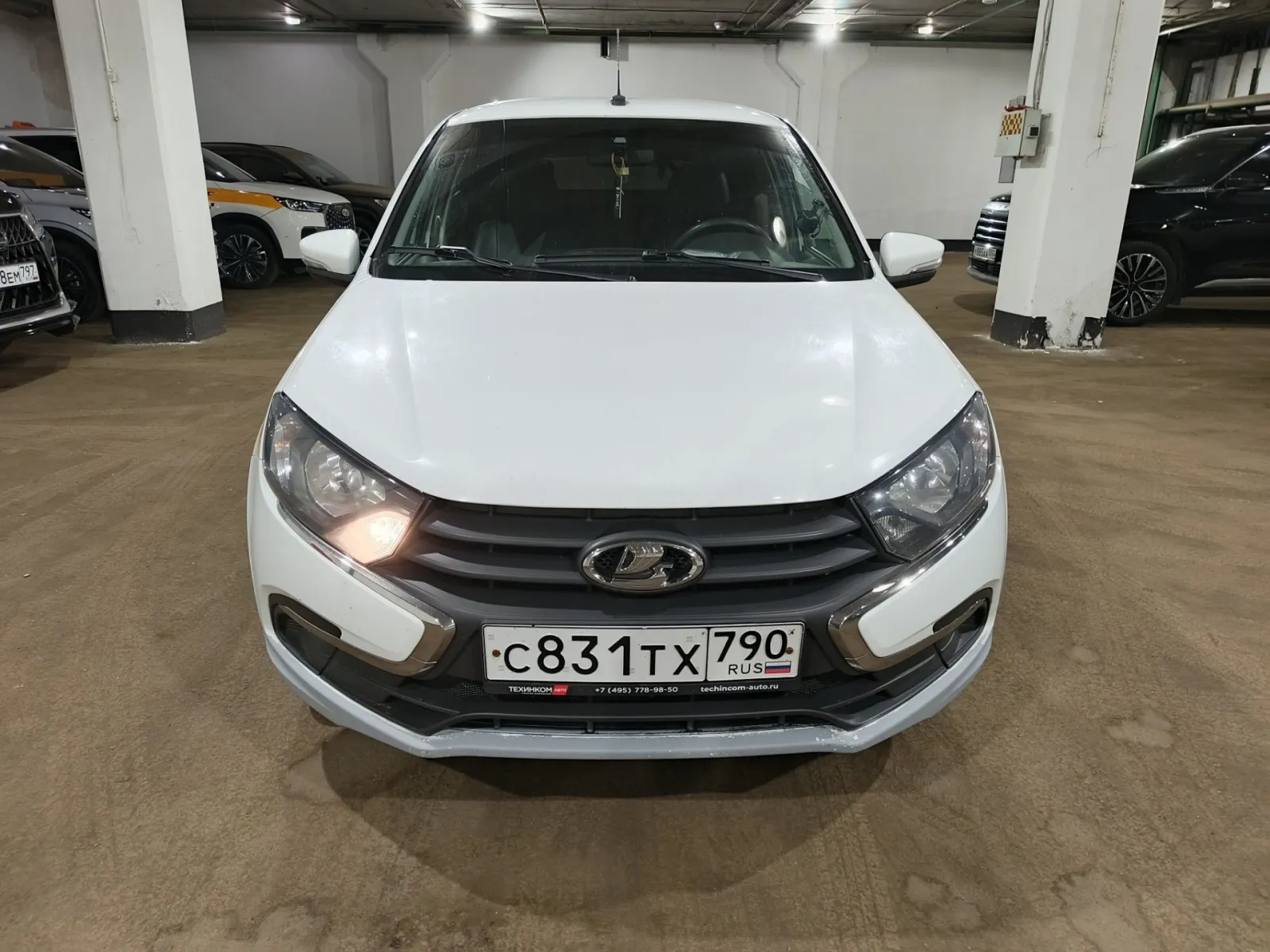 LADA Granta Лифтбек, фото 2