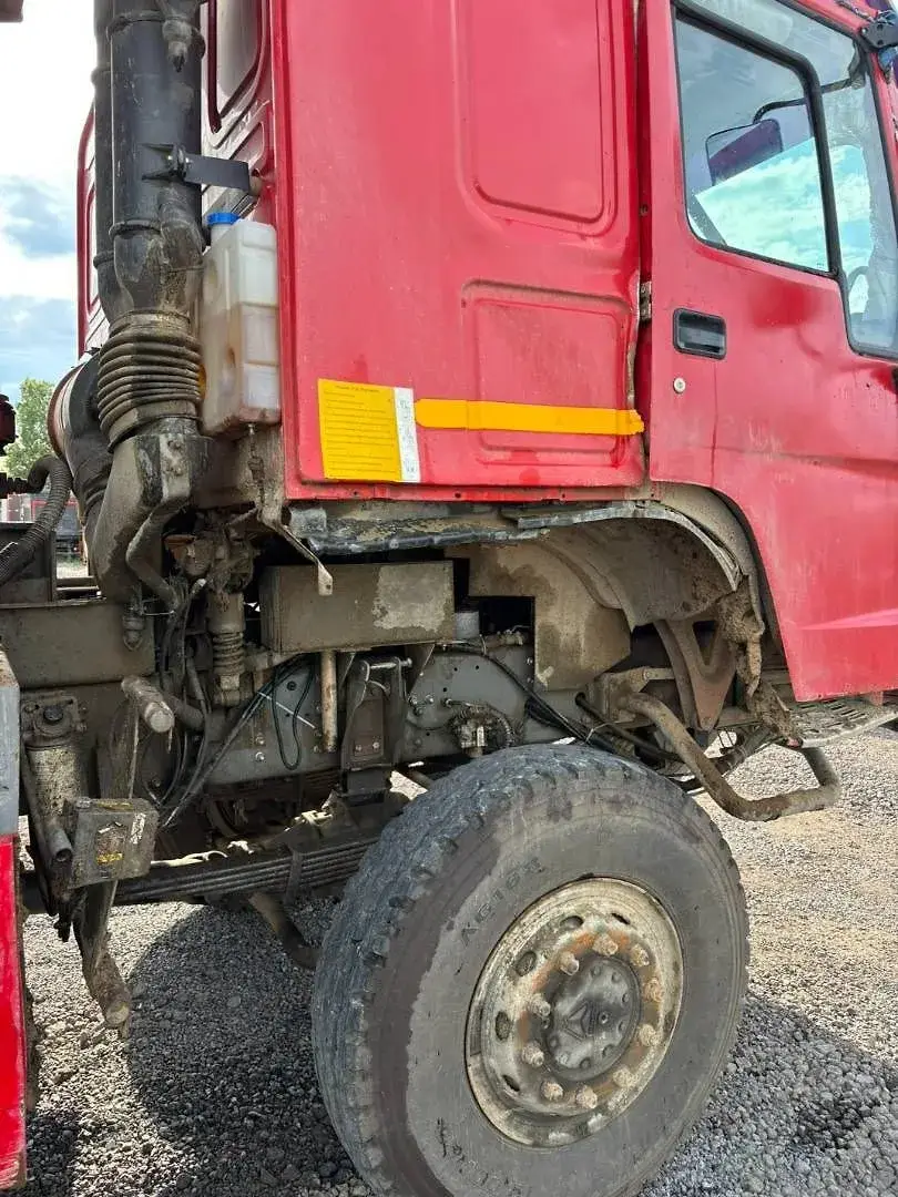 HOWO ZZ* 6x6 Самосвал, фото 5