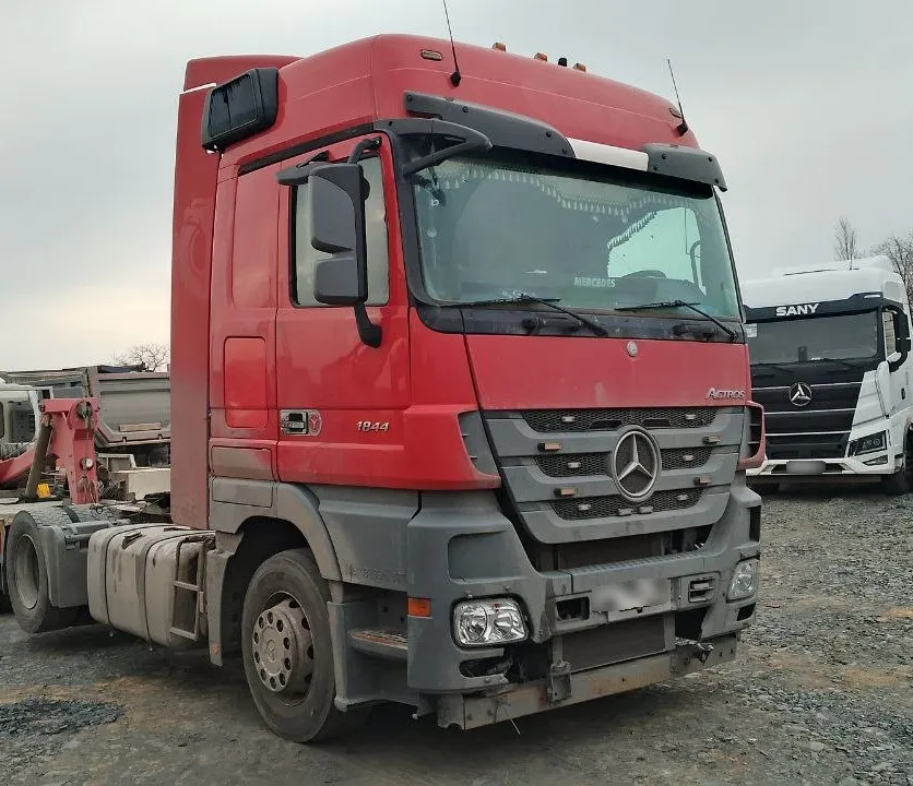 Mercedes-Benz Actros 4x2 Седельный тягач, фото 2