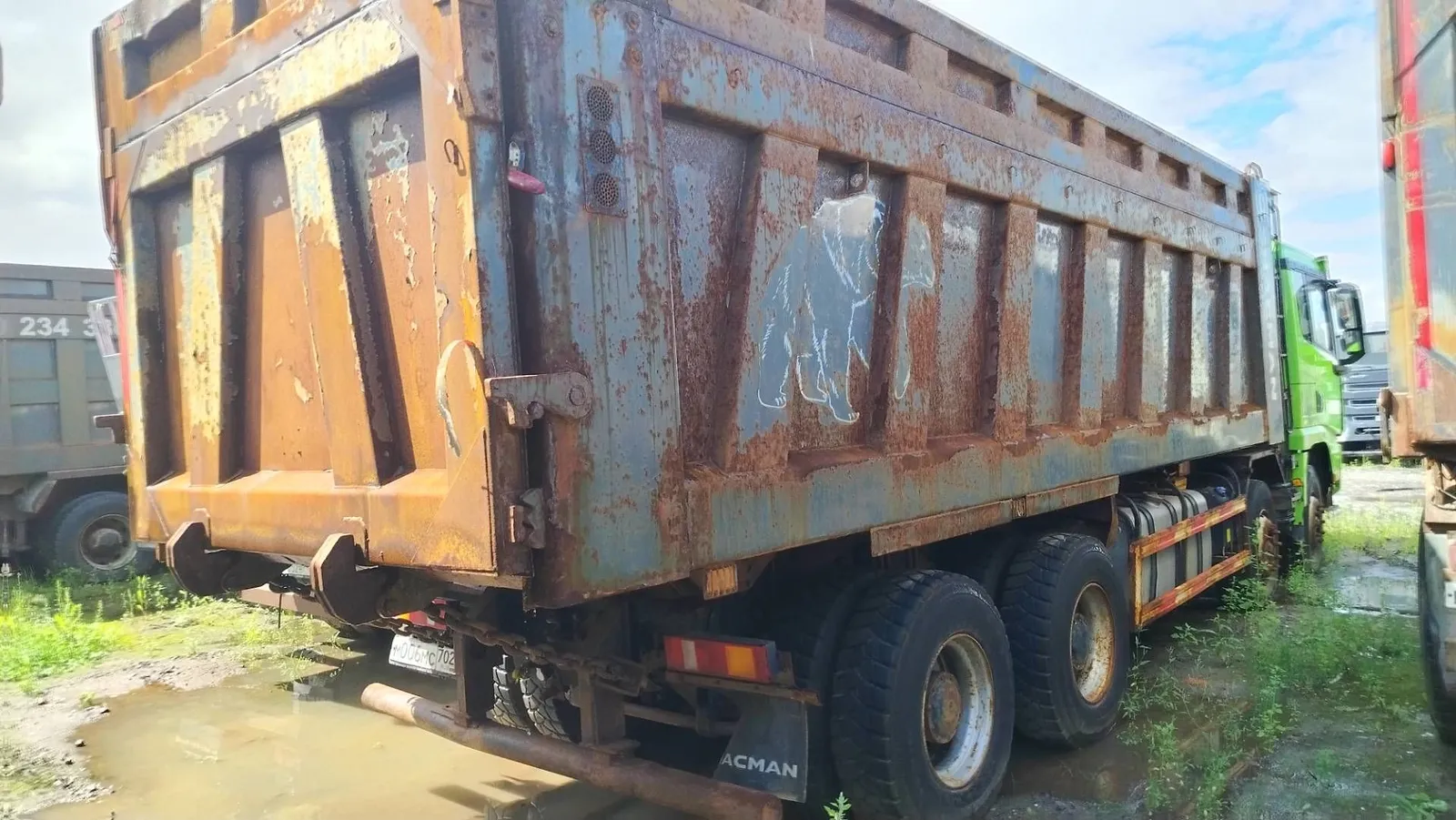 Shacman SX* 8x4 Самосвал, фото 4