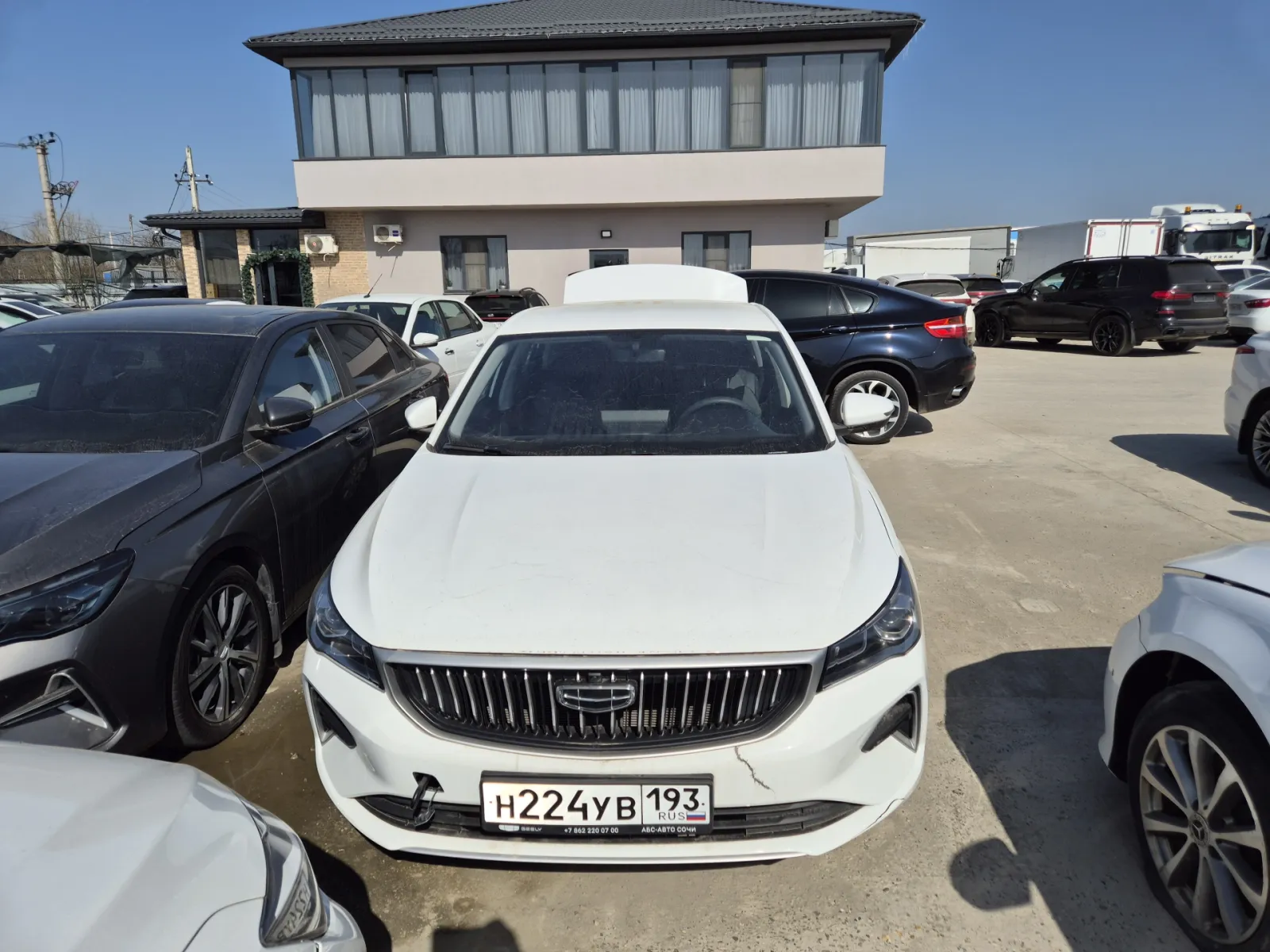 Geely Emgrand, фото 2
