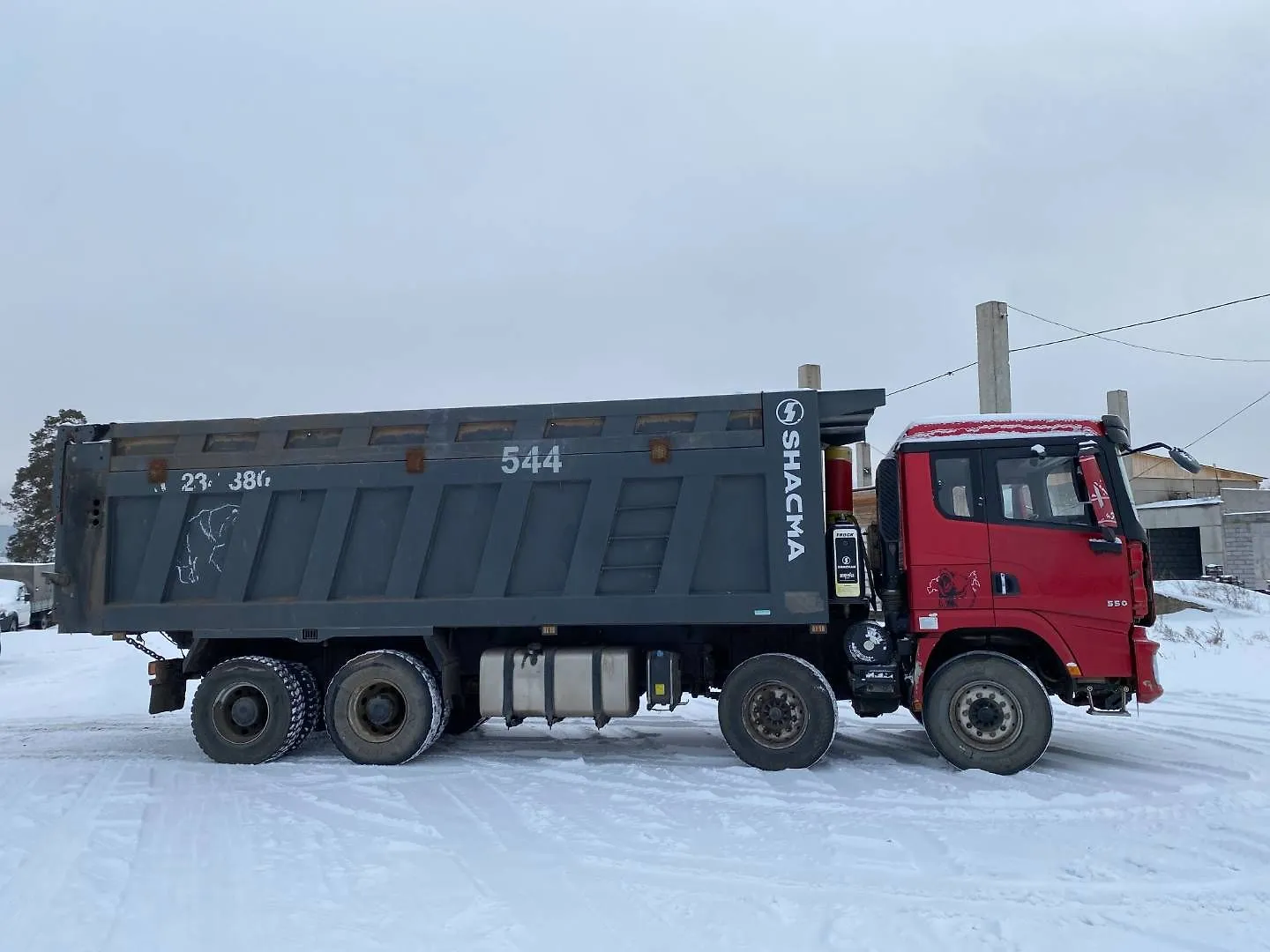 Shacman SX* 8x4 Самосвал, фото 4
