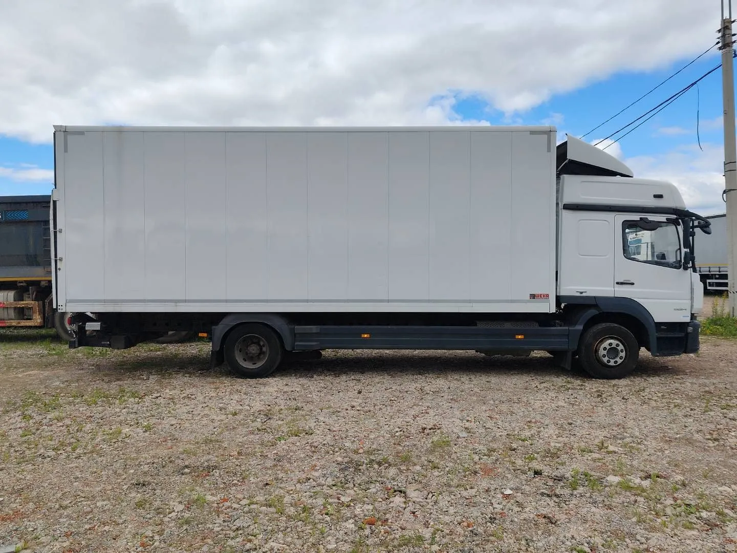 Mercedes-Benz ATEGO 4x2 Промтоварный с гидробортом, фото 4