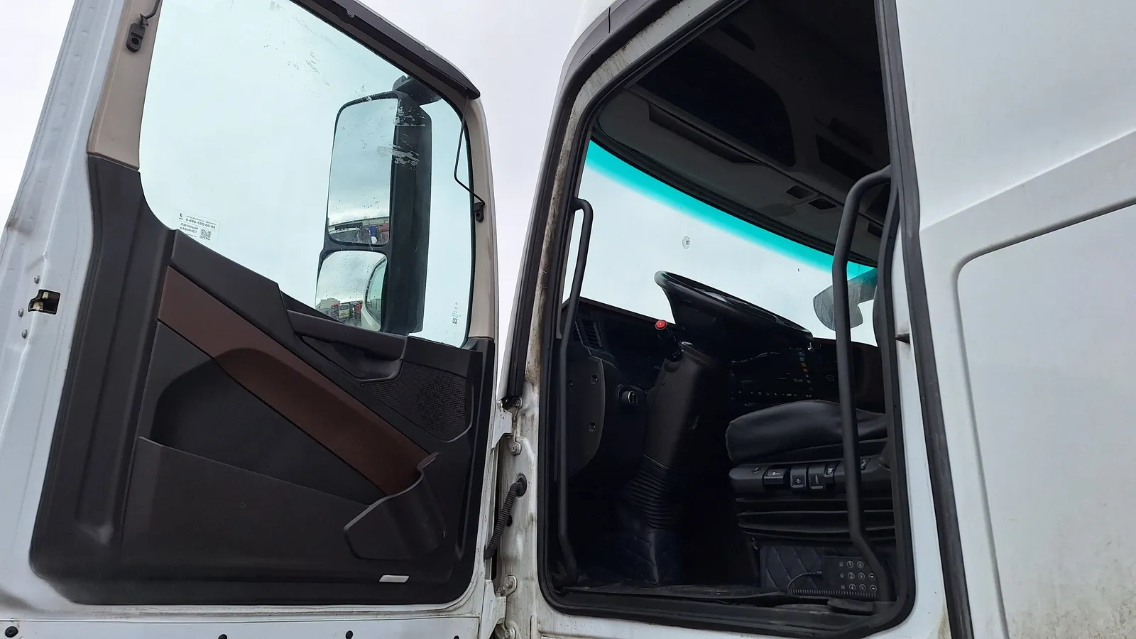 КАМАЗ М1946 4x2 Седельный тягач, фото 5