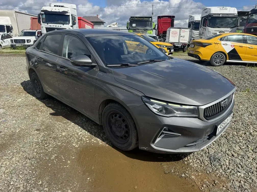 Geely Emgrand, фото 3