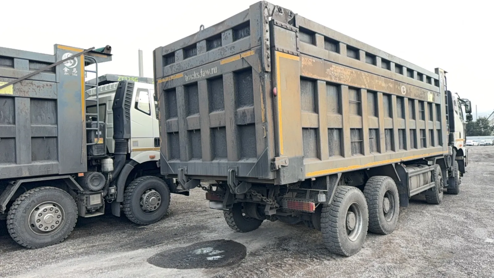 FAW CA 3310 8x4 Самосвал, фото 3