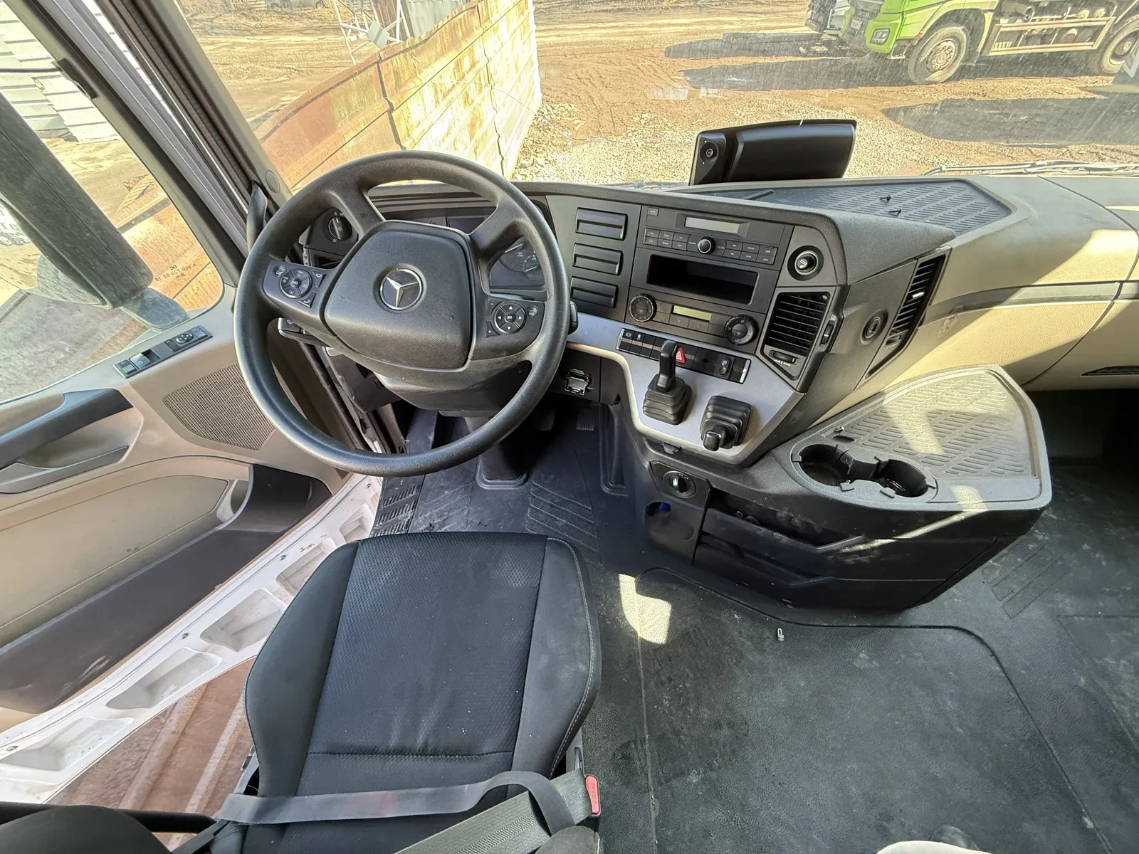 Mercedes-Benz Actros 6x4 Седельный тягач, фото 5