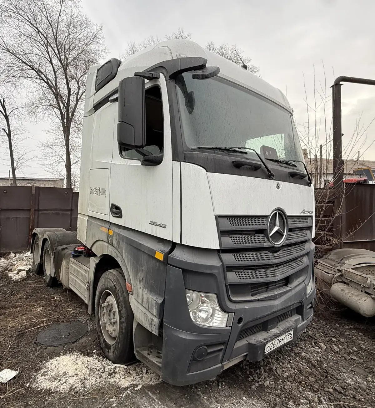 Mercedes-Benz Actros 6x4 Седельный тягач, фото 2